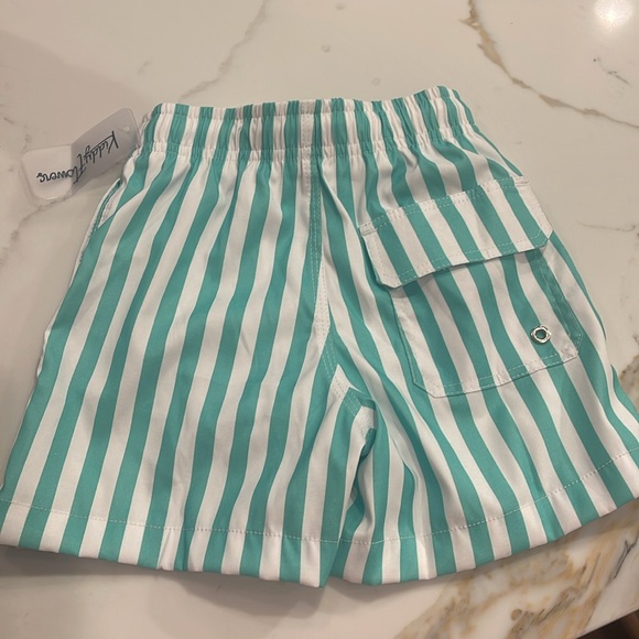 Boys Kiddy Flowers (Kenny Flowers) swim trunks size 6, NWT - Picture 2 of 3